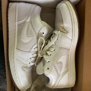 Air Jordan 1 phat low